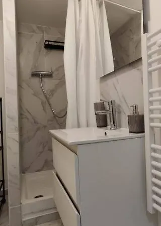 Charming With Terrace In شقة *