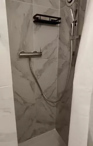 Charming With Terrace In Roubaix