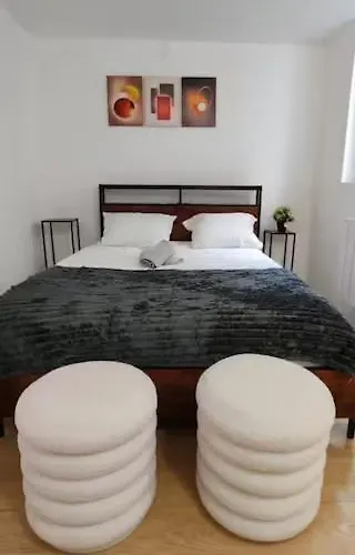 Appartement Charming With Terrace In